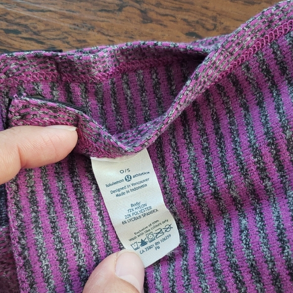 Lululemon Purple and Black Striped Shawl Scarf - Picture 2 of 5
